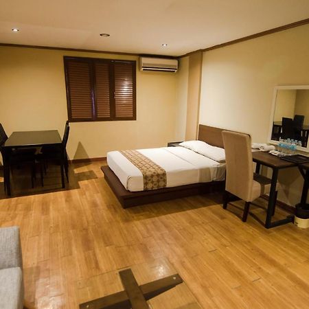 Paranaque City Dg Grami Hotel מראה חיצוני תמונה