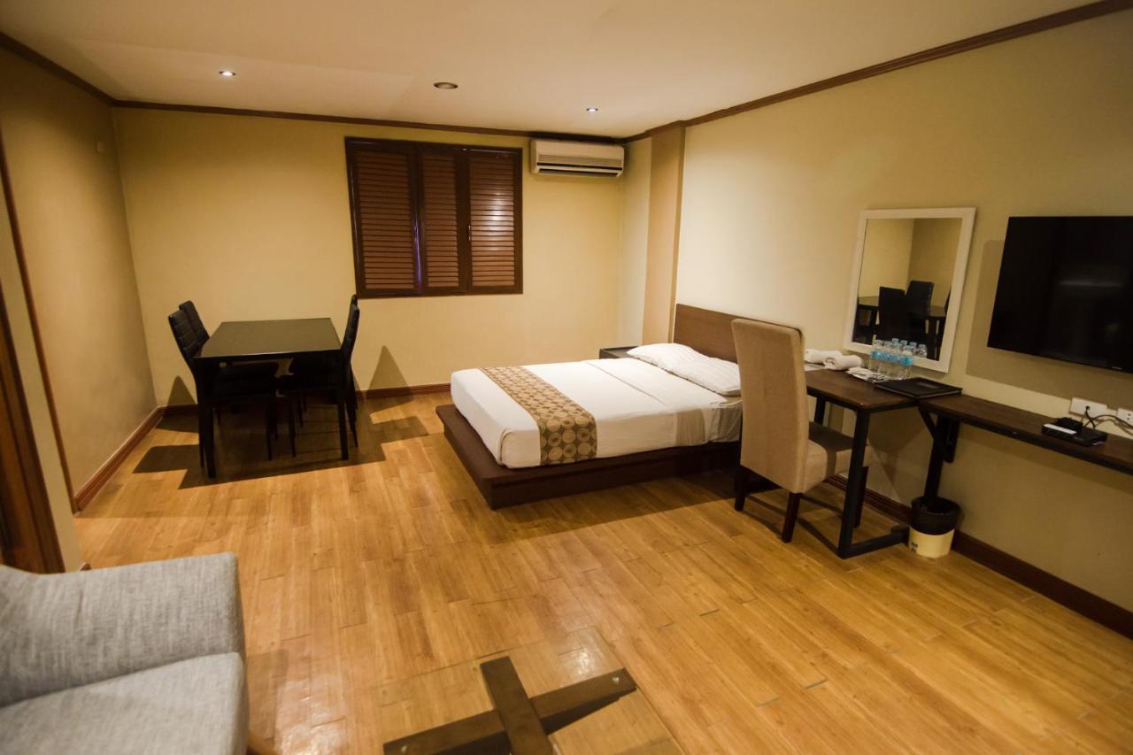 Paranaque City Dg Grami Hotel מראה חיצוני תמונה
