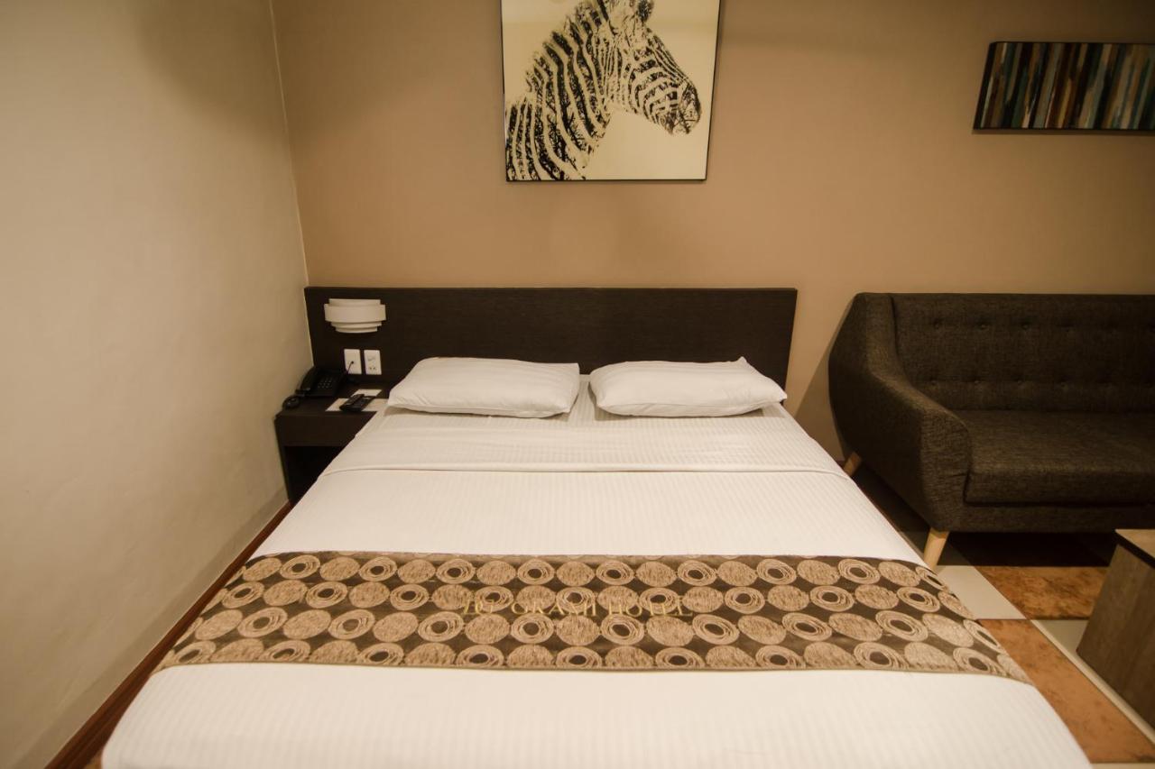 Paranaque City Dg Grami Hotel מראה חיצוני תמונה