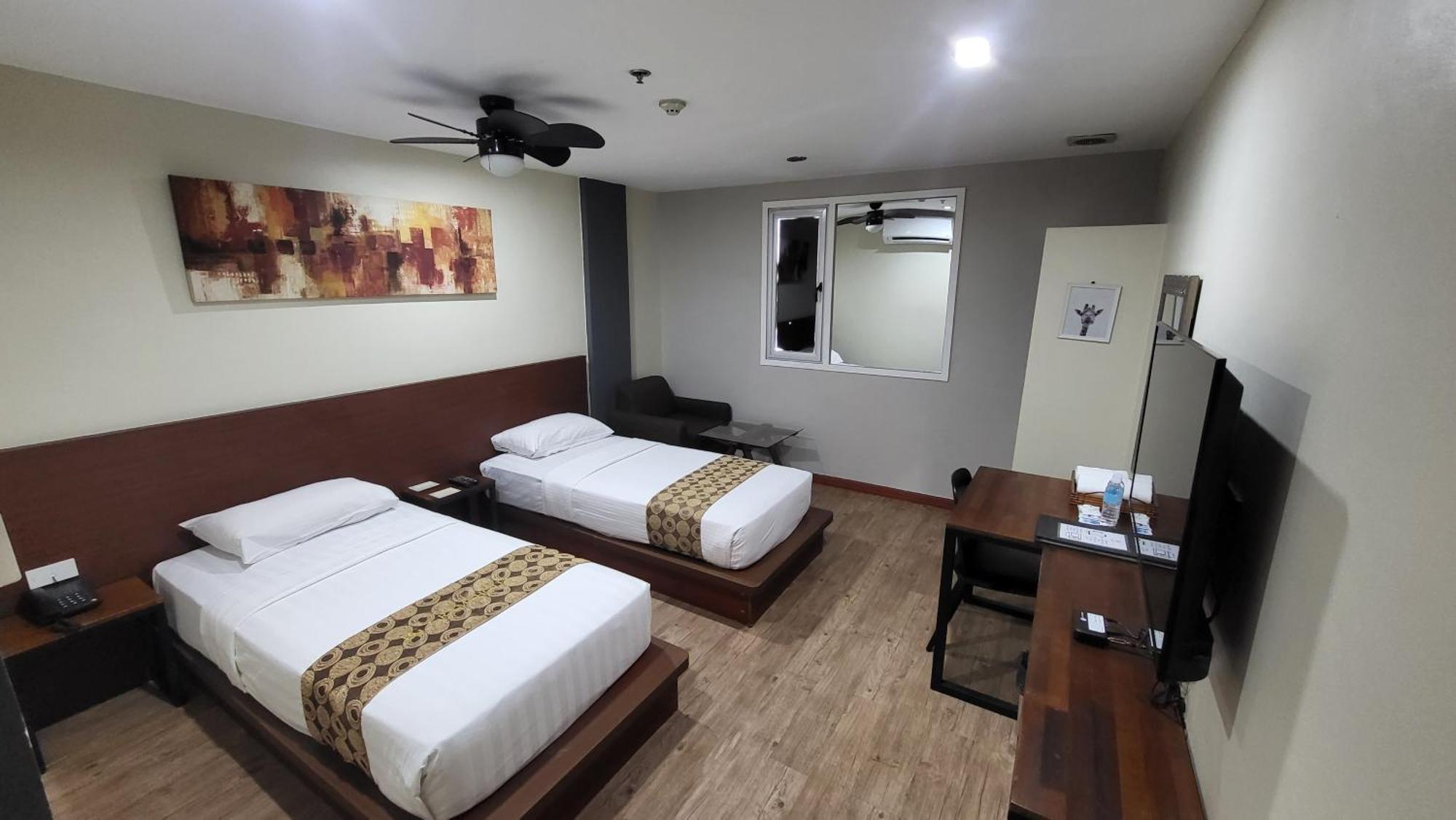 Paranaque City Dg Grami Hotel מראה חיצוני תמונה