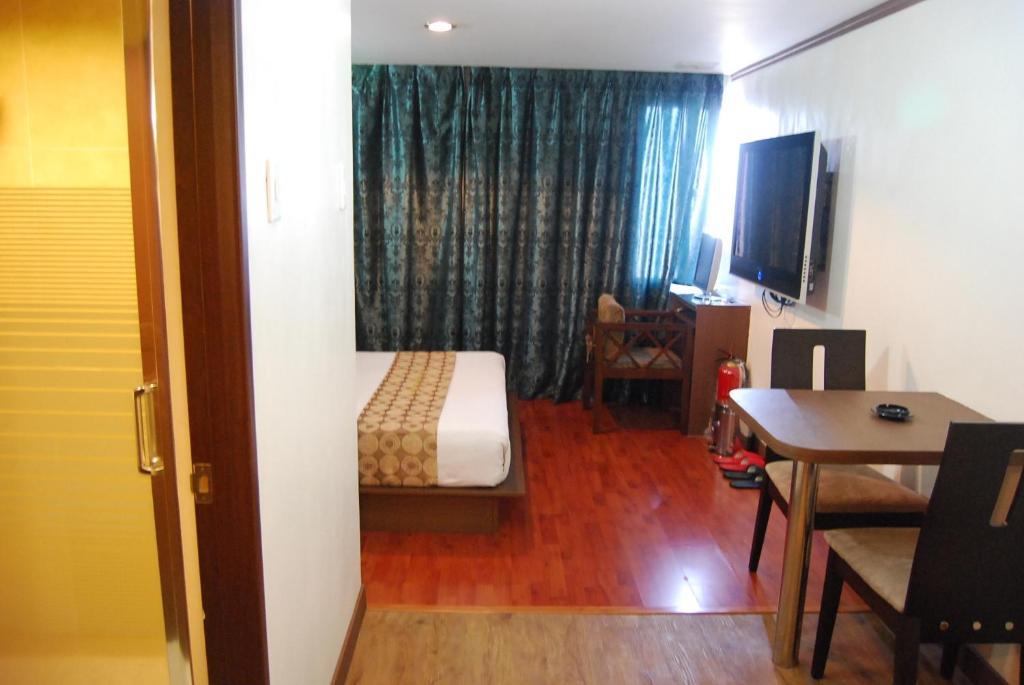 Paranaque City Dg Grami Hotel חדר תמונה