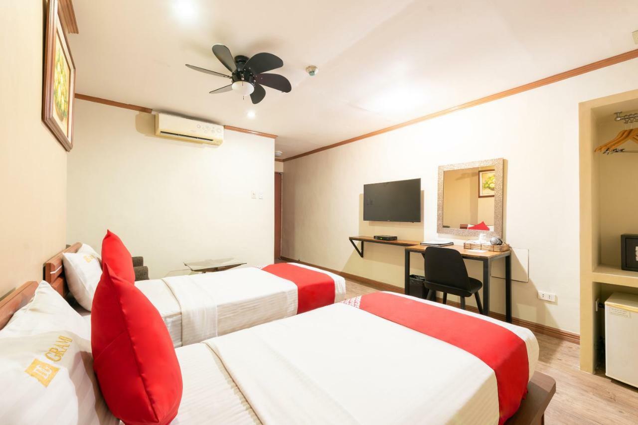 Paranaque City Dg Grami Hotel מראה חיצוני תמונה
